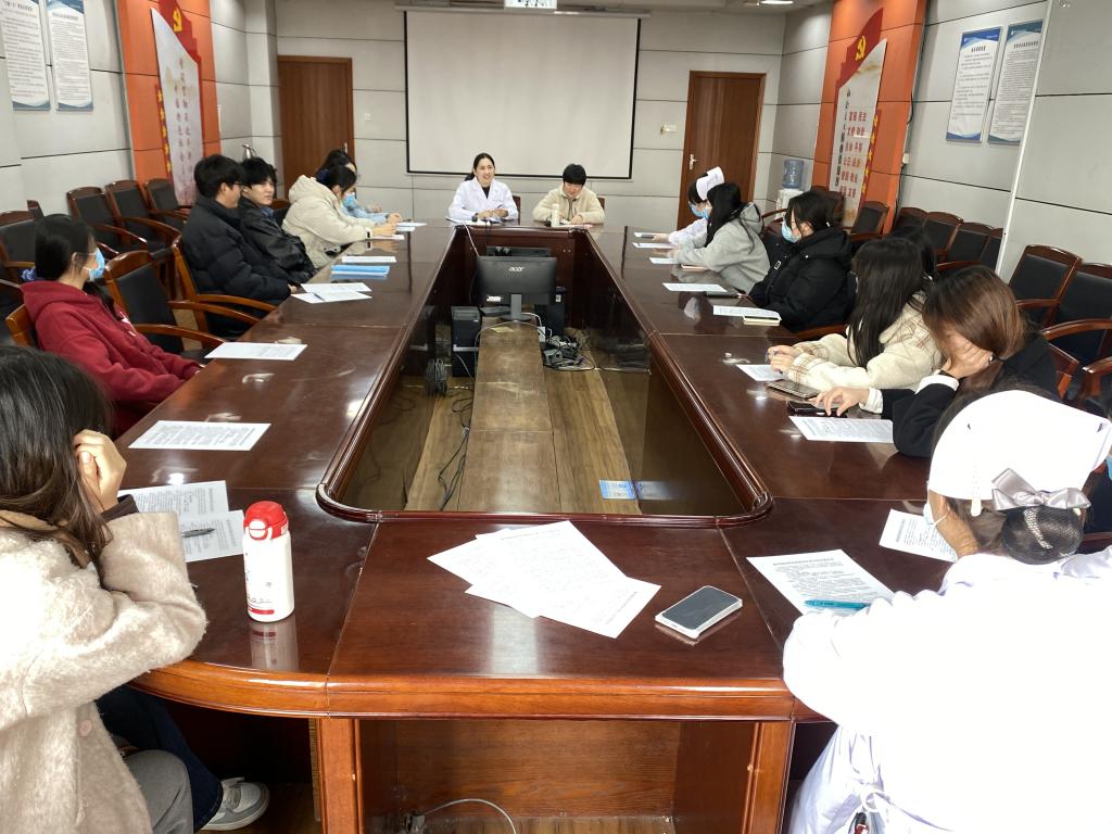 护理学院赴蚌埠医科大学 共商护理本科教学合作